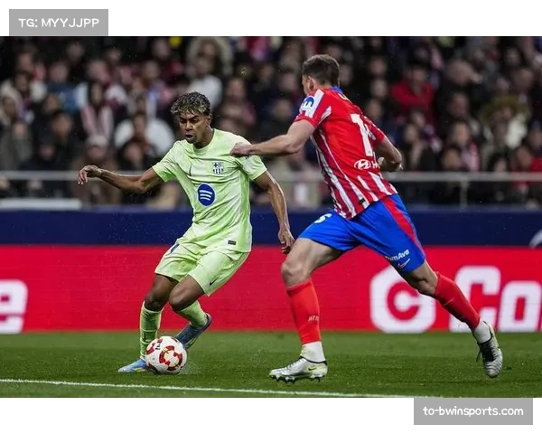 塞维利亚凭巴尔加斯进球半场1比0领先马略卡重燃信心迎接下半场挑战