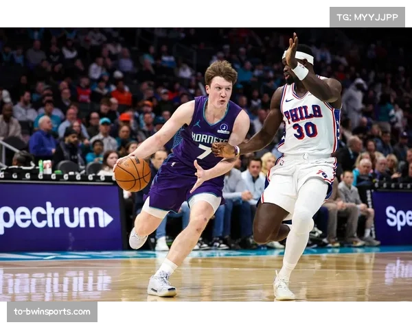 黄蜂迪亚巴特内线支柱化，主帅李锋线轮转防守升级